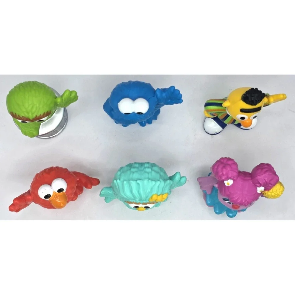 Hasbro Sesame Street Workshop Figures Oscar Bert‎ Elmo Abby Bert Ernie Lot of 6
